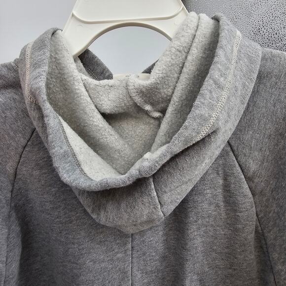 Crazy 8 Girls Button Detail Sweatshirt Hooded Poncho Shirt Jacket Gray Small - Picture 7 of 7
